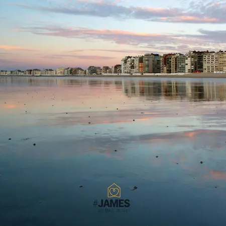 Prachtig Zonnig Op 200 Van Het Strand 아파트